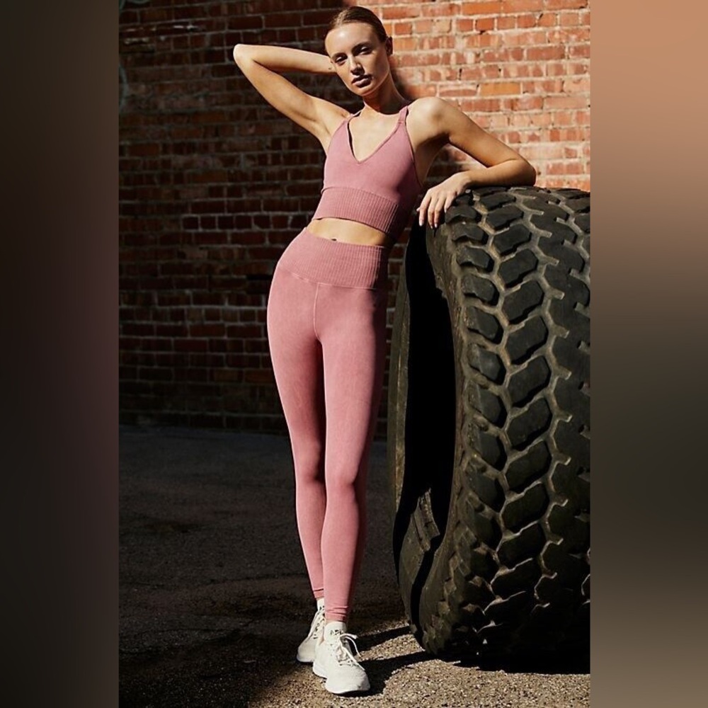 Free People Movement High-Rise 7/8 Length Good Karma Leggings NWT Rose Pink XL